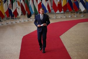 Μακρόν στη Σύνοδο Κορυφής: Απαιτείται περισσότερη αλληλεγγύη