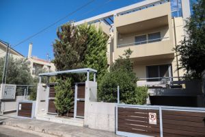 Καρέ καρέ η δολοφονική επίθεση στον Στέφανο Χίο