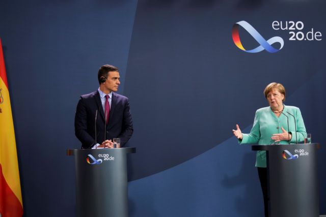 Μέρκελ: Δεν ανακατεύομαι στο θέμα της διαδοχής μου