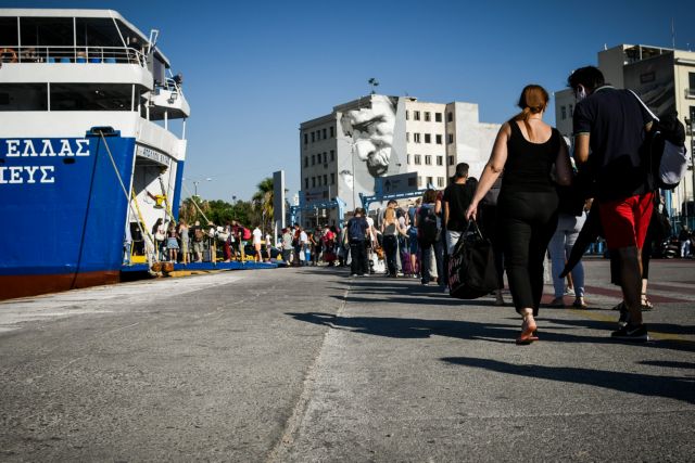 Κοροναϊός: Συνωστισμός και αδιαφορία προκαλούν εκνευρισμό στις Αρχές