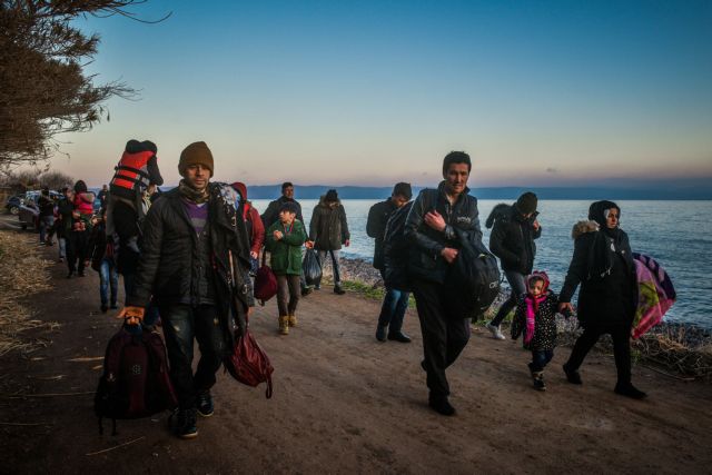 Δήμαρχοι πέντε νησιών ζητούν τη συνέχιση περιορισμού κυκλοφορίας των αιτούντων άσυλο