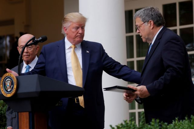 Κοροναϊός: Ο πρόεδρος των ΗΠΑ επιμένει ότι ο ιός θα “εξαφανιστεί”