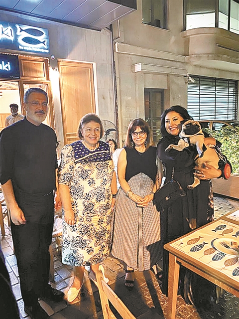 Θησείο: Χωρίς κανένα μέτρο προστασίας…