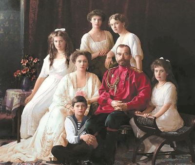 Ο αιώνιος τσάρος της Ρωσίας θα αποφασίσει για τον τάφο των Ρομανόφ