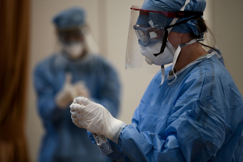 Στα 28 τα νέα κρούσματα κοροναϊού – Τα 12 σε πύλες εισόδου