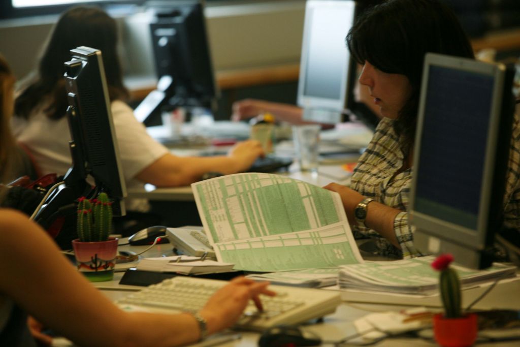 Πώς θα σβηστούν φόροι για 70.000 συνταξιούχους