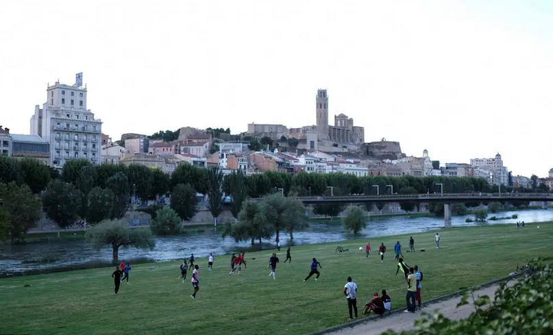 Σε καραντίνα 200.000 κάτοικοι της Καταλονίας λόγω έξαρσης κρουσμάτων