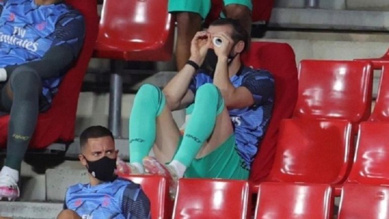 Μπερμπάτοφ: «Η Ρεάλ πρέπει να βρει μια λύση στο θέμα του Μπέιλ»