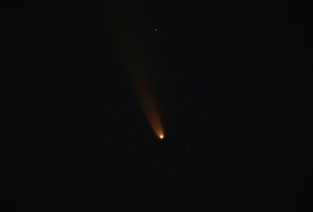 Ο κομήτης Νeowise πάνω από τα Μετέωρα