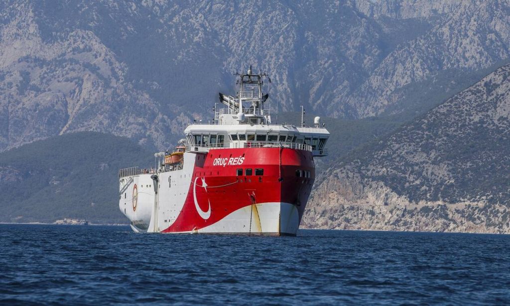 Κινητικότητα στο Oruc Reis – Ετοιμάζεται για νότια Καστελόριζου