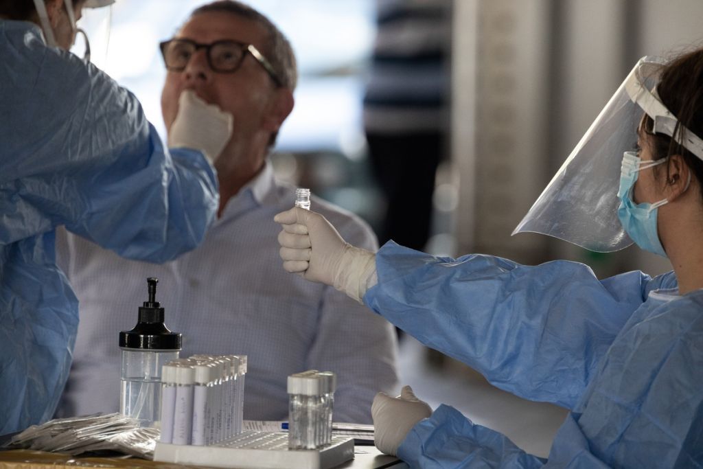 Κοροναϊός: Ανησυχία για την αύξηση των κρουσμάτων στην Αττική