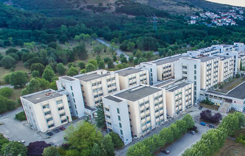 Ιωάννινα: Καθηγήτρια απαιτεί από τους φοιτητές να δείξουν με την κάμερα το σπίτι τους