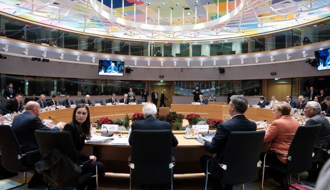 Σύνοδος Κορυφής: Κρίσιμη μάχη για το μέλλον μιας διαιρεμένης Ευρώπης | tanea.gr