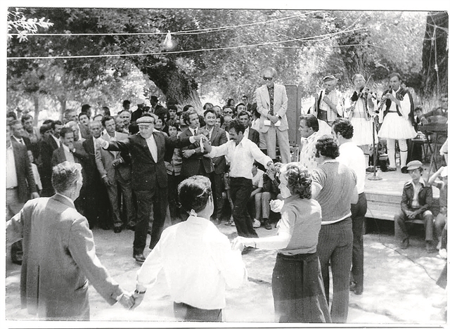 Οταν τραγουδούσε το ζούδι