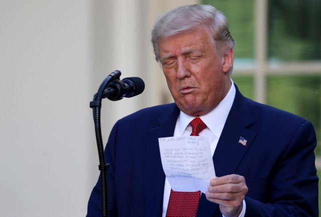 Ντόναλντ Τραμπ: Τέλος το ντεκαπάζ, εμφανίστηκε πιο γκριζομάλλης από ποτέ