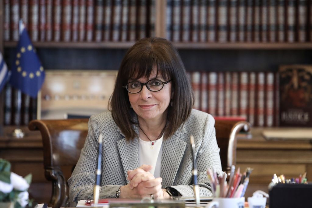 Der Spiegel για την Σακελλαροπούλου: Πρόεδρος για την οποία μπορεί κανείς να είναι περήφανος