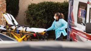 ΗΠΑ: Θετικοί στον κοροναϊό εκατοντάδες εργαζόμενοι σε κέντρα κράτησης μεταναστών