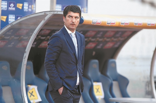 Στην ευθεία για Βράνιες και Λούνα