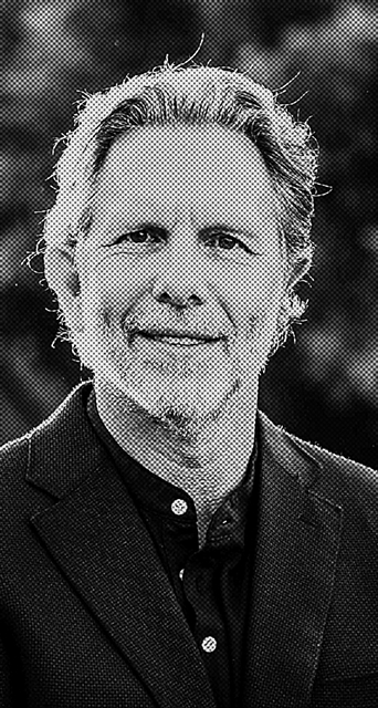 «Οι λύσεις μπορεί να προέλθουν από τα πιο περίεργα μέρη»