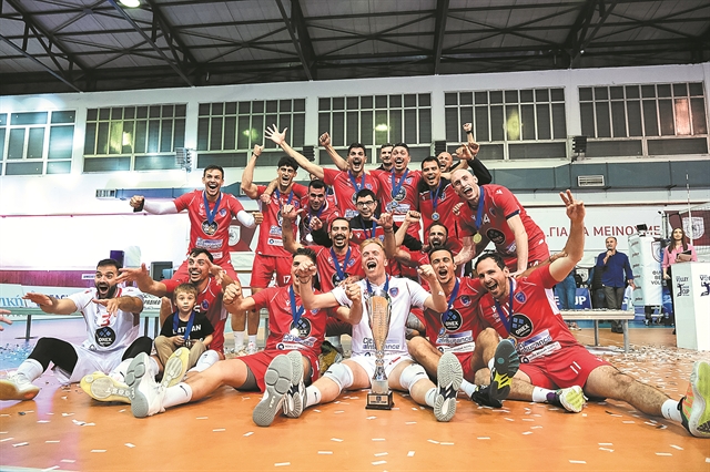 Ο Φοίνικας έγραψε ιστορία