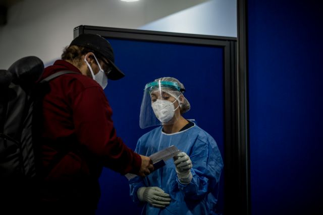 Ανεύθυνη Σουηδέζα τουρίστρια με κοροναϊό έκοβε βόλτες στην Αθήνα – Η προέλευση των εισαγόμενων κρουσμάτων