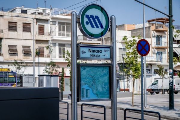 Μητσοτάκης στη Νίκαια για την επέκταση του Μετρό: Το είπαμε το κάναμε, μιλάνε τα έργα μας