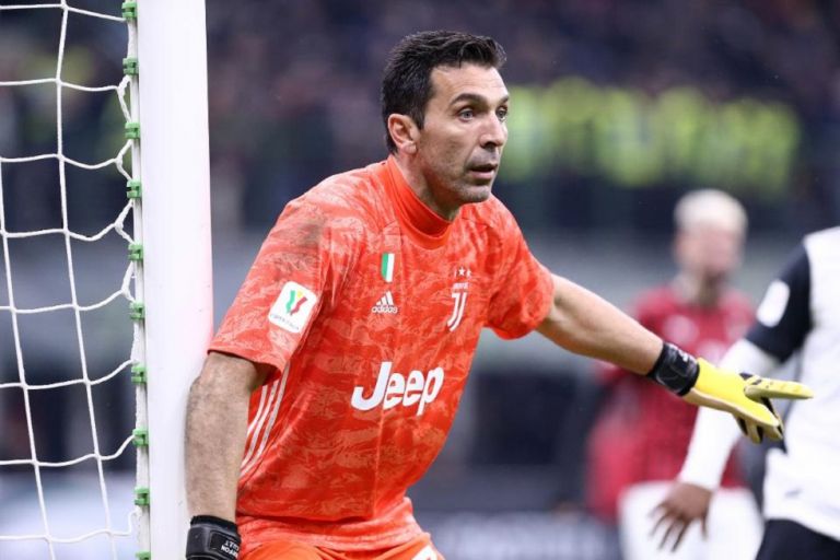 Μπουφόν: Έγινε ο πρώτος παίκτης σε συμμετοχές στη Serie A