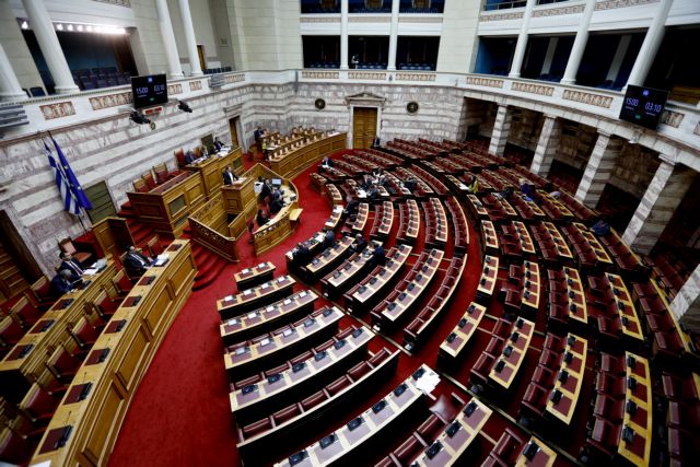 Στη Βουλή την προσεχή εβδομάδα οι συμφωνίες με Ιταλία και Αίγυπτο για την ΑΟΖ