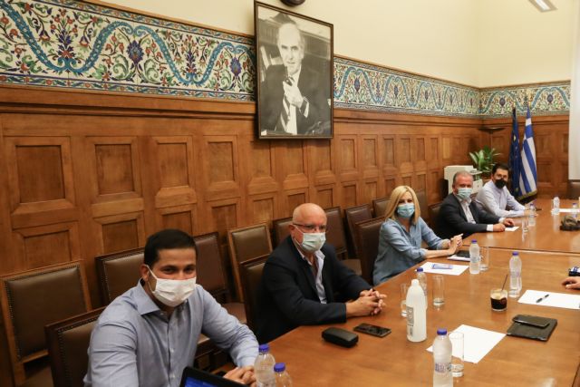 Συνάντηση Γεννηματά με ΓΣΕΕ: Η ΝΔ εφαρμόζει το δόγμα «μισός μισθός-μισή δουλειά»