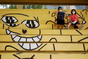 Κοροναϊός: Σε ποιες χώρες επιβραδύνεται η εξάπλωση του ιού  – Πού υπάρχει αύξηση κρουσμάτων