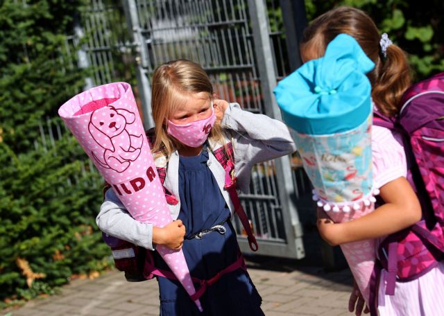 Γερμανία: Πιο υψηλά πρόστιμα για μάσκα, συνεχείς έλεγχοι για καραντίνα, εκδηλώσεις χωρίς κοινό μέχρι τέλος του έτους