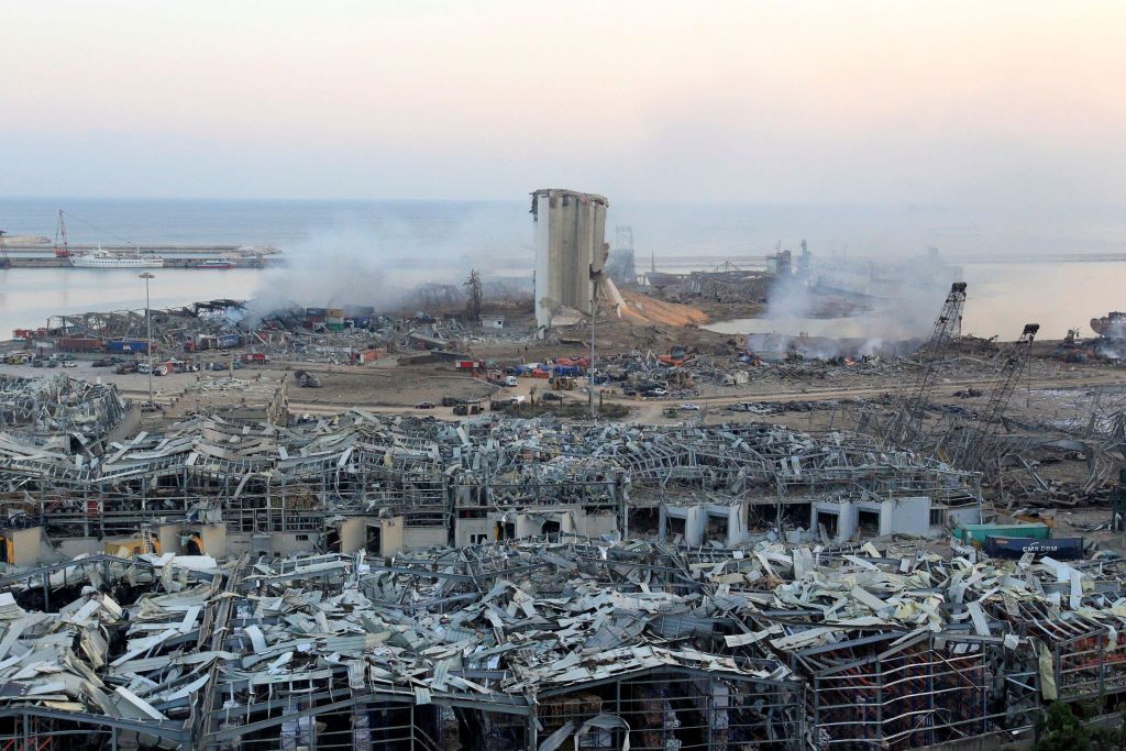 Έκρηξη στη Βηρυτό: Αγωνιώδεις έρευνες για επιζώντες – Έρευνα για την εθνική τραγωδία του Λιβάνου
