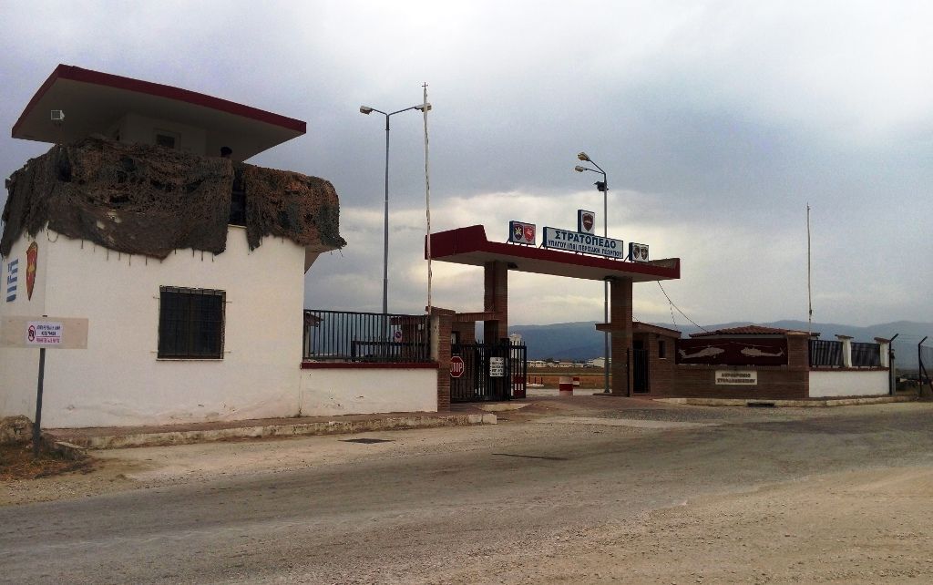 Βόλος: Επέλαση του κορωνοϊού στο Στεφανοβίκειο στρατόπεδο