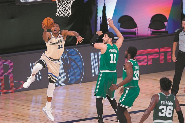 Ο Γιάννης των ρεκόρ