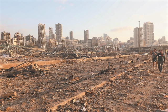 Η Αποκάλυψη σε μια χώρα ήδη γονατισμένη