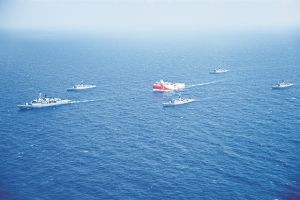 Από το καλοκαίρι του «Ορούτς Ρέις» στο καλοκαίρι της διπλωματίας