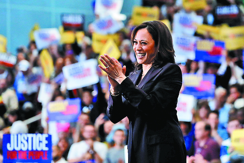 Η Καμάλα Χάρις υποψήφια αντιπρόεδρος του Μπάιντεν