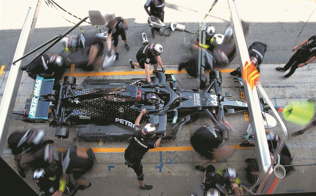 Το μεγάλο παζάρι ξεκίνησε