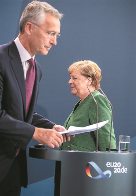 Το κομφούζιο με τον διάλογο δείχνει αλλαγή σκηνικού