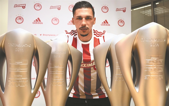 Το ποδοσφαιρικό ελιξίριο νεότητας του Χοσέ Χολέμπας