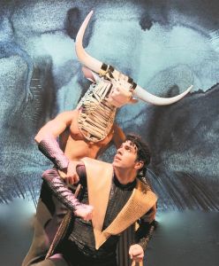 «Ο Θησέας και ο Μινώταυρος» ταξιδεύει στην Κρήτη