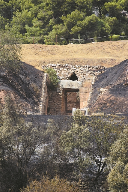 Ανοίγουν οι «πληγωμένες» Μυκήνες