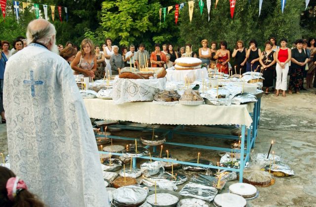 «Άγιε μου Φανούρη, φανέρωσε μου το…» – Τι γιορτάζουμε σήμερα – Το έθιμο της φανουρόπιτας