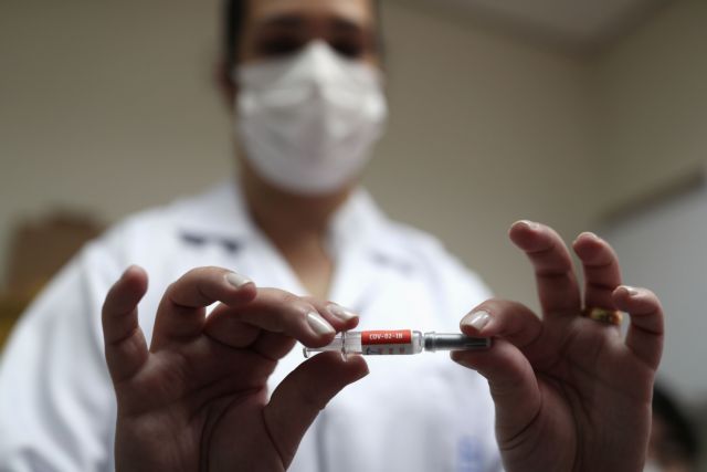 Κοροναϊός: Τα εμβόλια δοκιμάζονται σχεδόν αποκλειστικά σε λευκούς