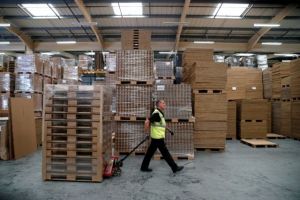 Κομισιόν: Πράσινο φως στην επιστρεπτέα προκαταβολή ύψους 2 δισ. ευρώ