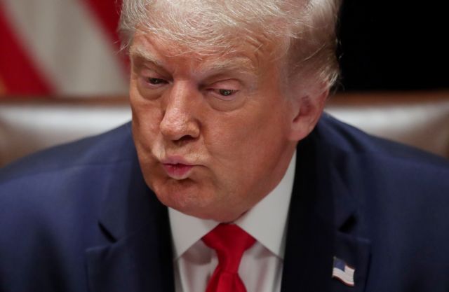 Ο Τραμπ απειλεί με μηνύσεις την Πολιτεία της Νεβάδας