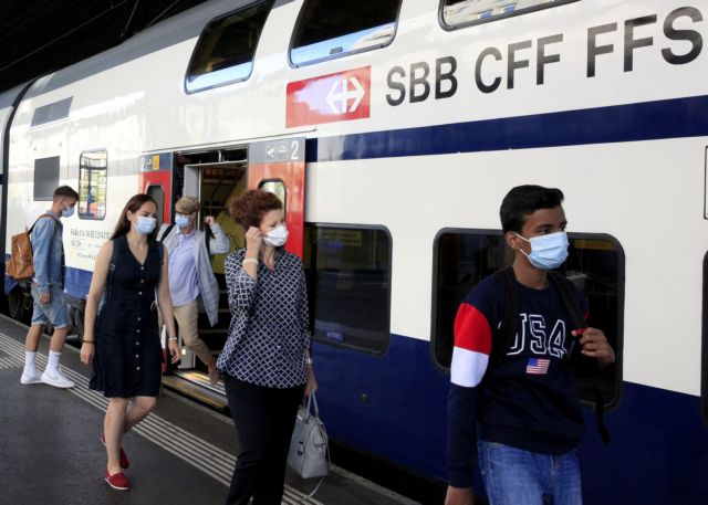 Ελβετία: Πάνω από 300 νέα κρούσματα σε μια μέρα