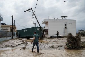 Εύβοια : Συνεχίζονται οι εργασίες για αποκατάσταση της ηλεκτροδότησης