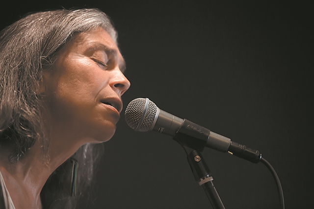 Αυλαία στο Φεστιβάλ με το «Watersong» της Σαβίνας Γιαννάτου