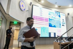 «Αδειάζουν» τον Χαρδαλιά οι μετεωρολόγοι για τις φονικές πλημμύρες στην Εύβοια